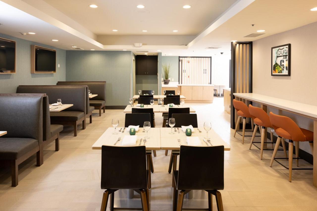 Holiday Inn Santa Ana-Orange County Airport By Ihg Exteriör bild