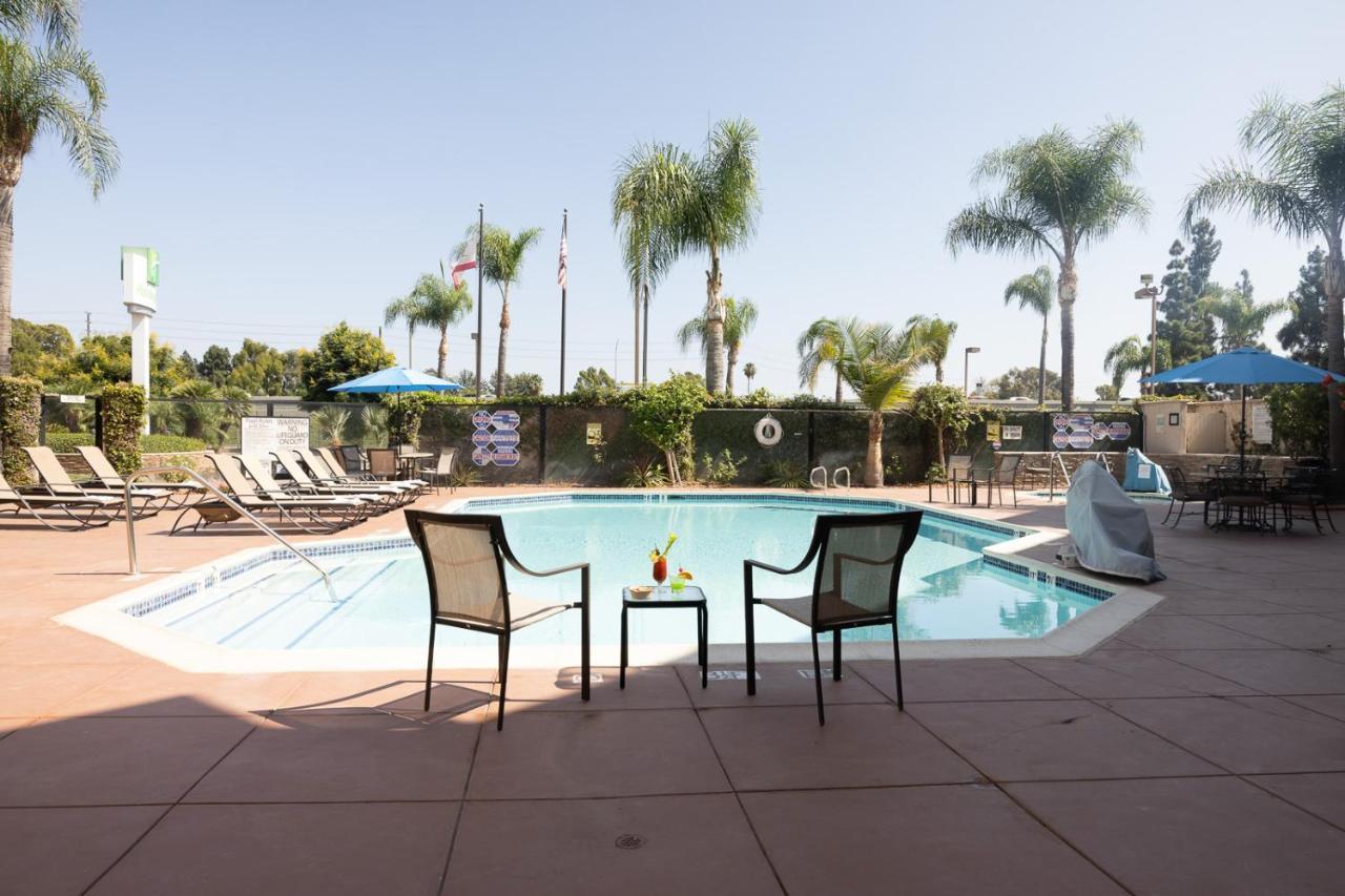 Holiday Inn Santa Ana-Orange County Airport By Ihg Exteriör bild