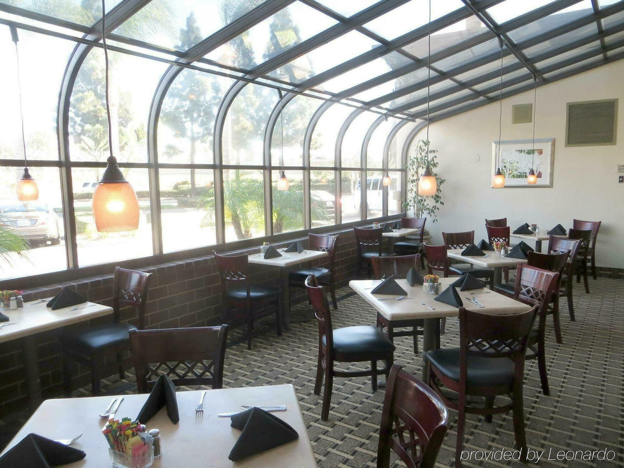 Holiday Inn Santa Ana-Orange County Airport By Ihg Exteriör bild